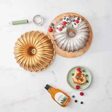 Karaca Cake Pro Dilimli Döküm Kek Kalıbı