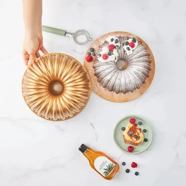 Karaca Cake Pro Dilimli Döküm Kek Kalıbı