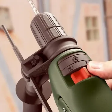 Bosch Darbeli Matkap Easyimpact 600 + Bosch 25 Parça Vidalama Ucu Seti